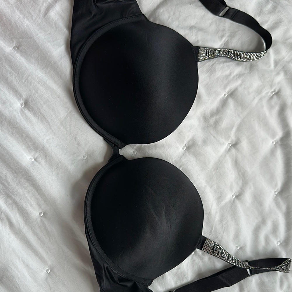 Victoria's Secret Black Underwire Bra Intimates